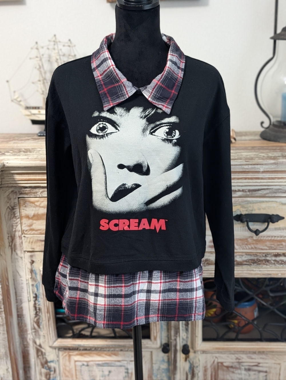 Scream Collared Layered Look Sweatshirt Plaid Horror Movie LG
